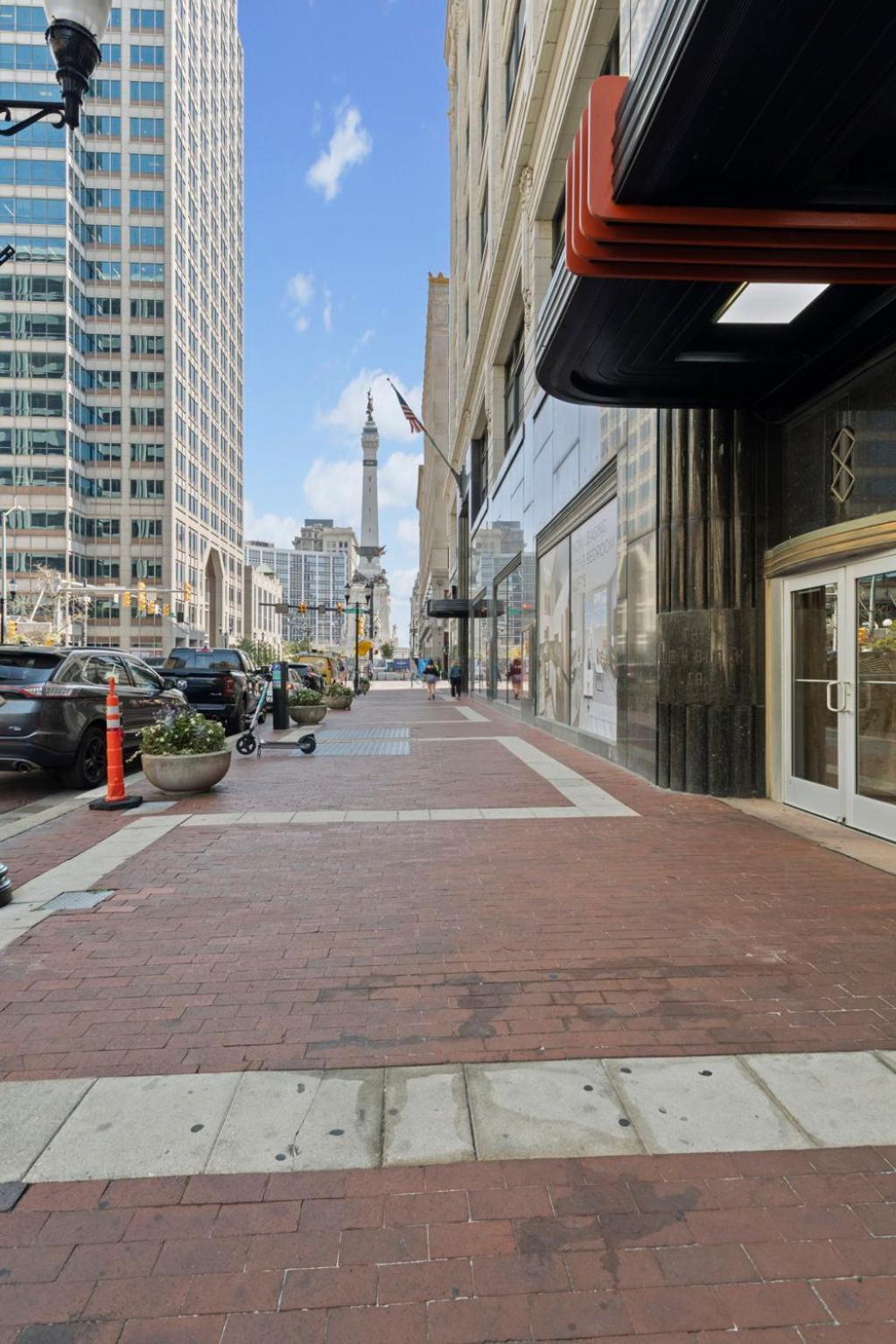 Indy Metro Stay - Sleeps 8 - Skywalk Access - Monument Circle Indianapolis Exteriér fotografie
