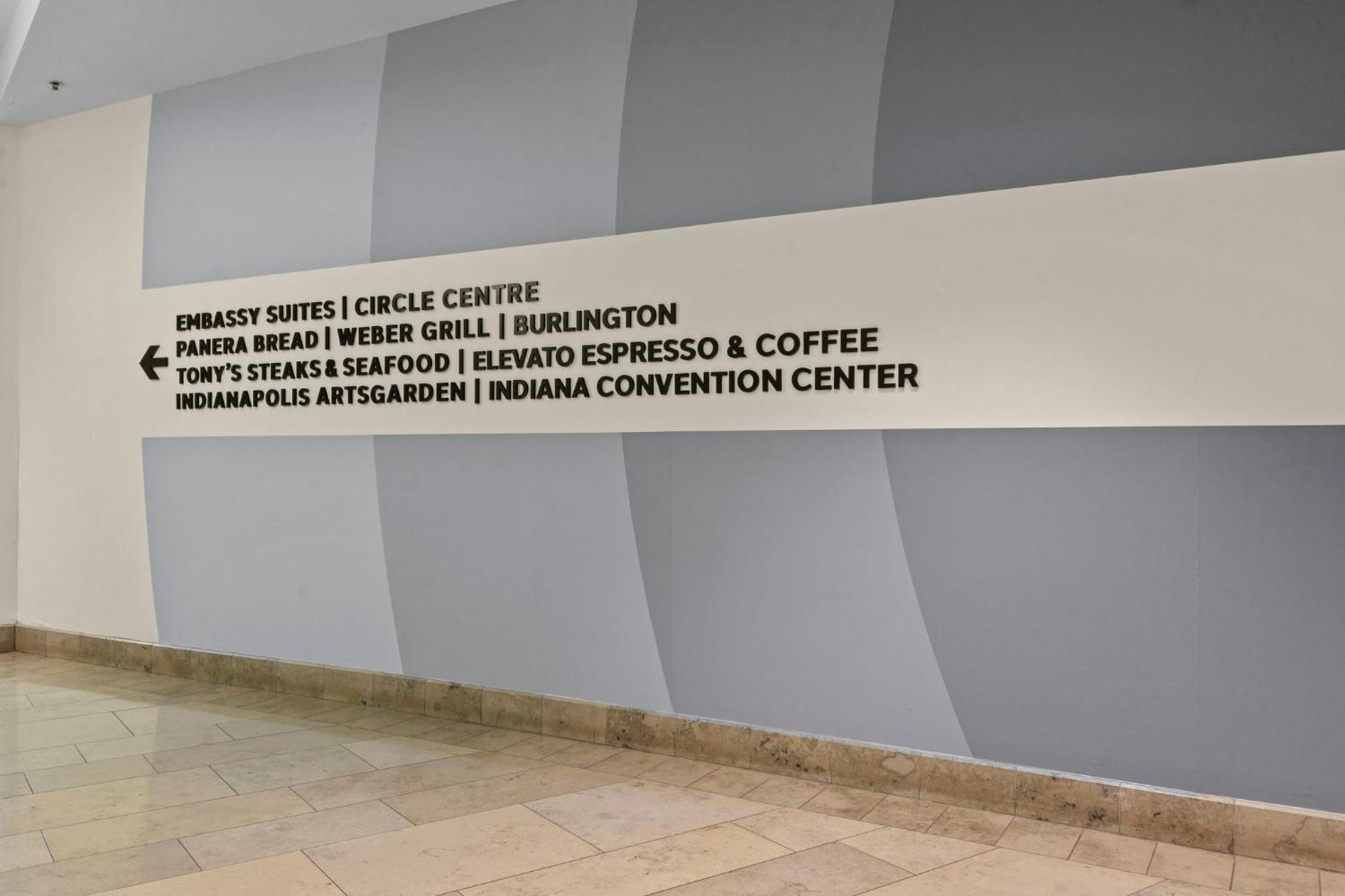 Indy Metro Stay - Sleeps 8 - Skywalk Access - Monument Circle Indianapolis Exteriér fotografie